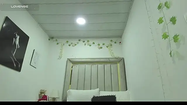 XXX chat uživo modela ScarlettVell