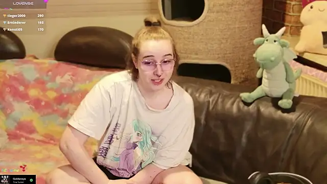 GamerGirl_Eve 在線直播表演