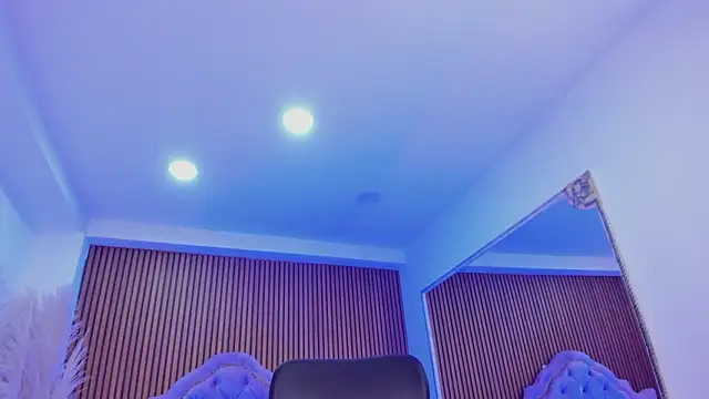 SelenaStonneのライブXXXチャット