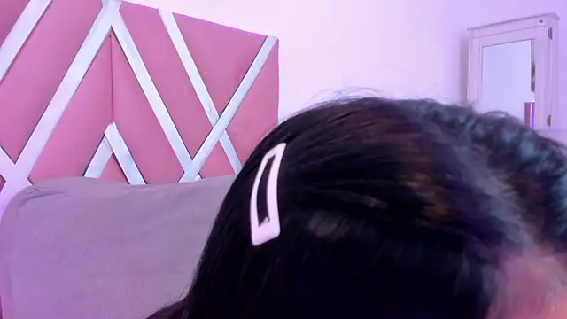 Helenn_monroy1's Live XXX Chat