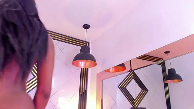 AdharaHills 现场XXX聊天