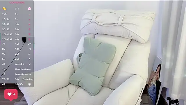 peachy_kiss – Live XXX-chat