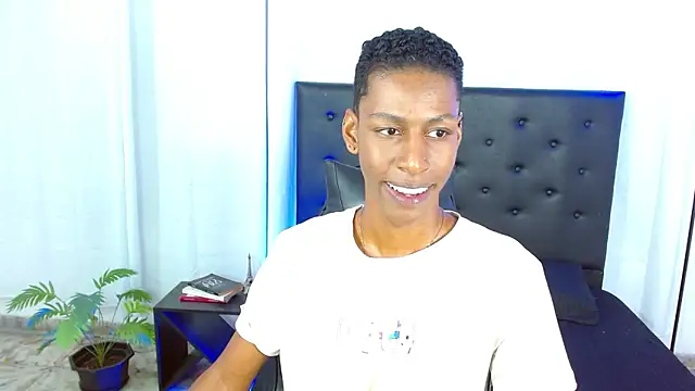 maiki18_ Live XXX-chat