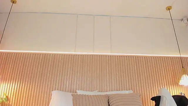 NahimiThompson élő XXX-chatje