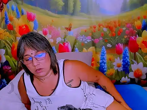 XXX chat uživo modela indianroxy