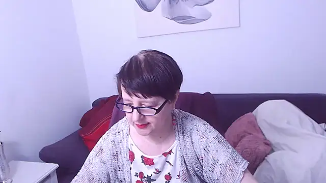 ChristaRose 即時 XXX 聊天