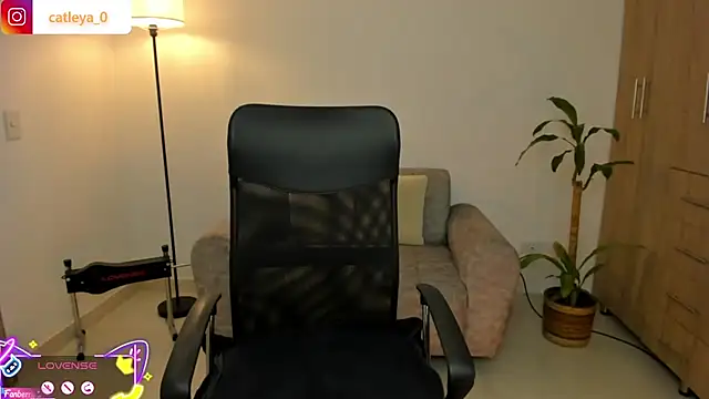 Chat +18 de catleya_0 ao vivo