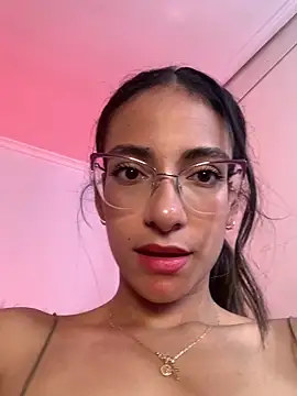 Chat +18 de elegant__rouse ao vivo