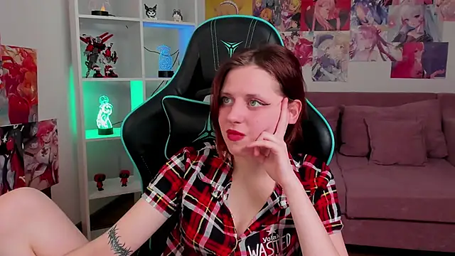 Онлайн чат XXX FreyaVey