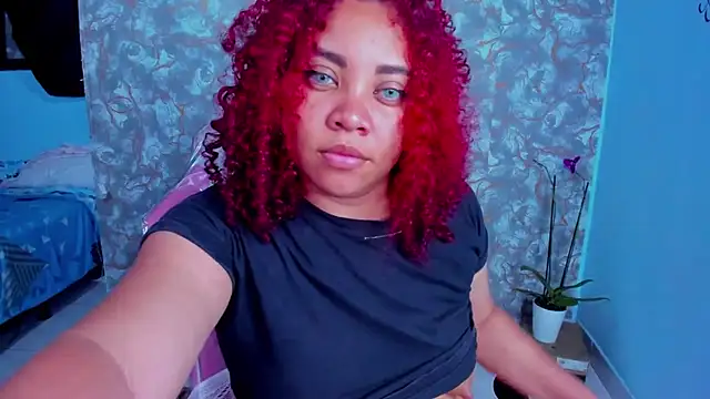 AngelaCoffee Adlı Modelin Canlı XXX Sohbeti