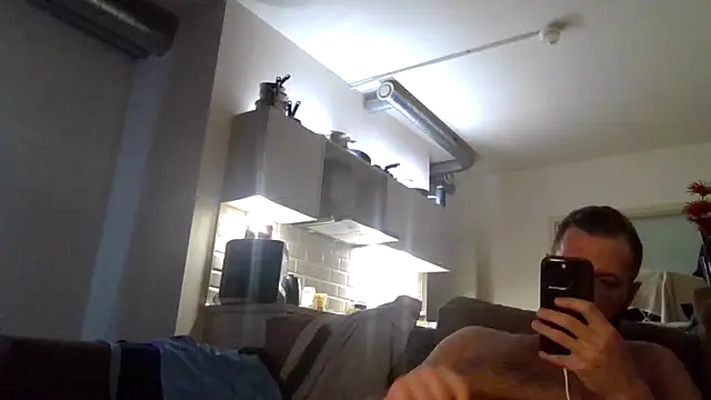 THE_CHEEKY_ALPHA's Live XXX Chat