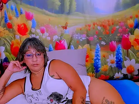 indianroxy: онлайн-секс-чат