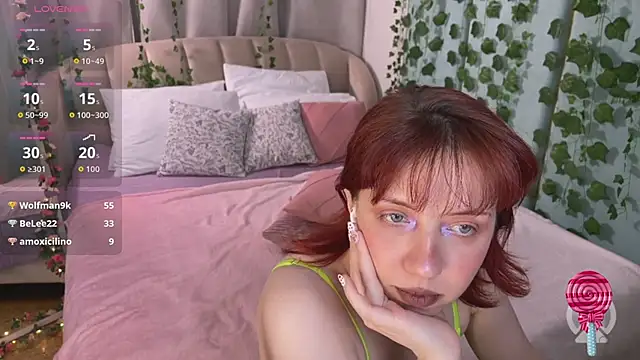 Love_is_Lola's Live XXX Chat