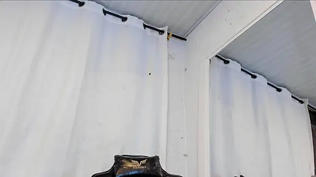 nymphomanya – Live XXX-chat