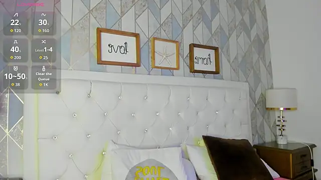 luna_forever7's Live XXX Chat