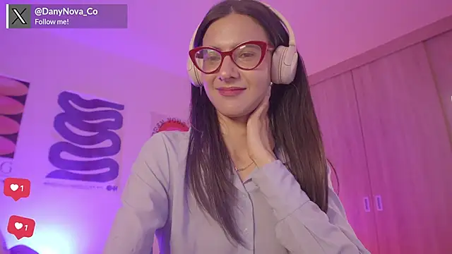 DanyNova_Co's Live XXX Chat