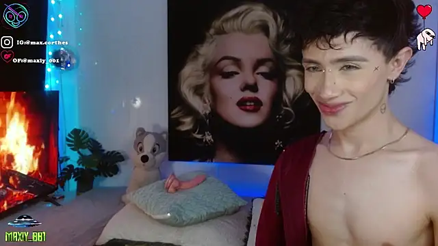 maxiy_001 Adlı Modelin Canlı XXX Sohbeti