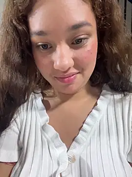 lana_rousse01's Webcam Show