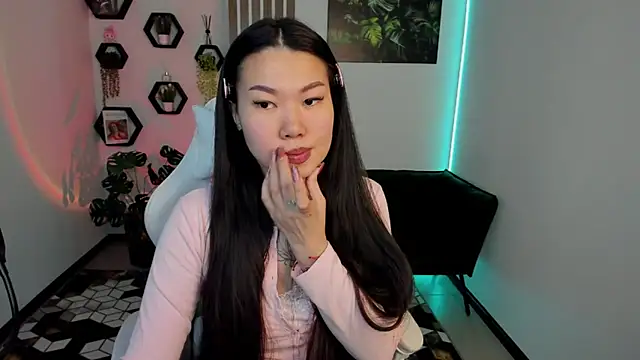 XXX chat uživo modela LunaPurrr