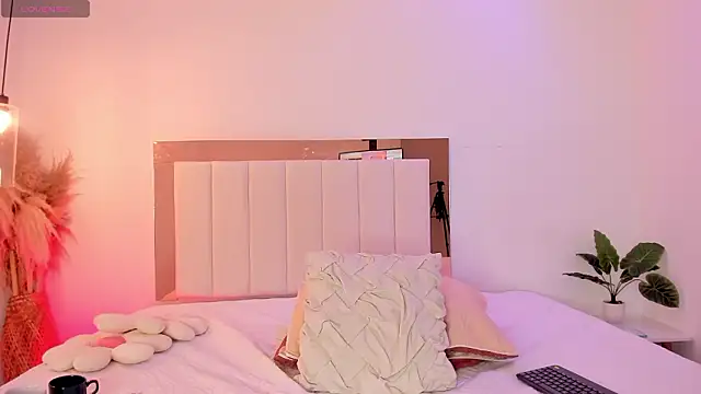 Doll_Isa_ 即時 XXX 聊天