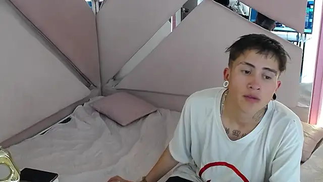 XXX chat uživo modela oblivionlove