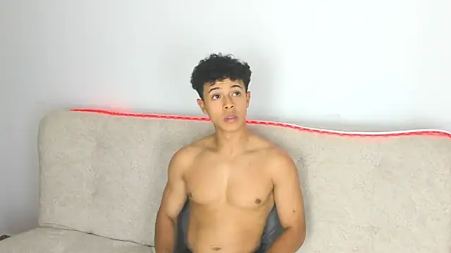 Chat XXX Live _Alex_Colton