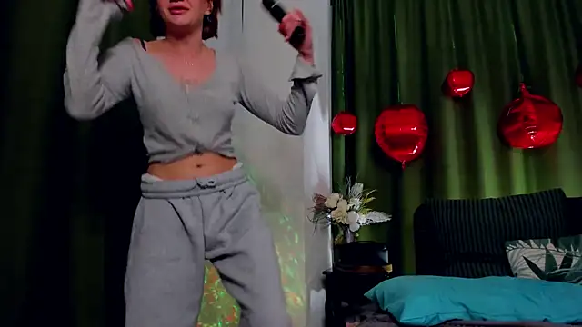 PollyRoseX's Live XXX Chat