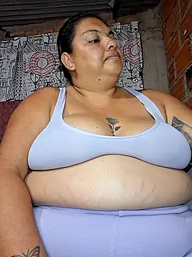 Juli_Powl – Naživo XXX chat