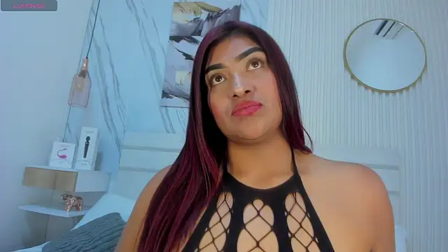 RoseBroown's Live XXX Chat