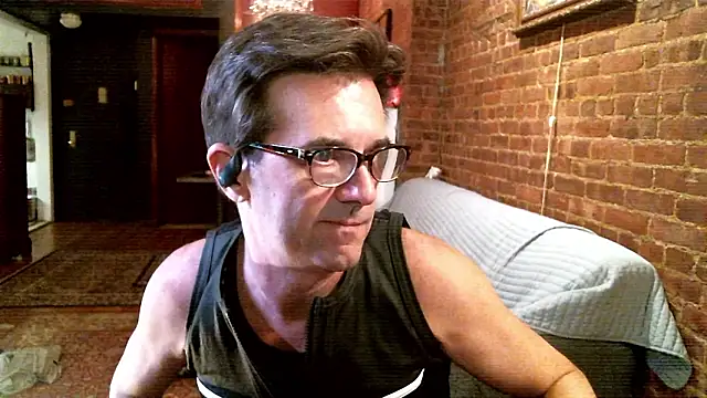 Johnny_Bottoms Live XXX-Chat