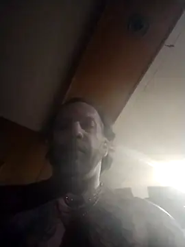 AceticPinscher Live XXX-chat