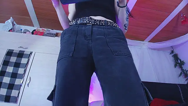 bathory_vamps 在  線直播表演