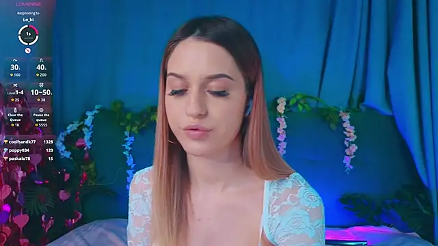 แชท XXX สดของ AlinaWalters