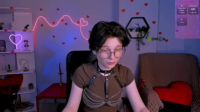 Онлайн чат XXX evalora_vei