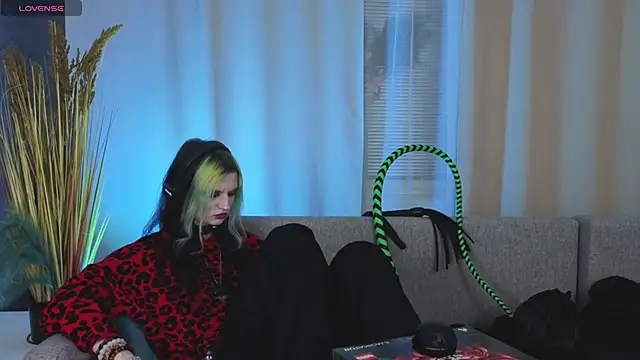 ToxicKittyy 라이브 XXX 채팅