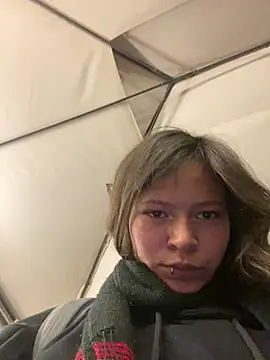 Ninffa_pinkk21 élő XXX-chatje