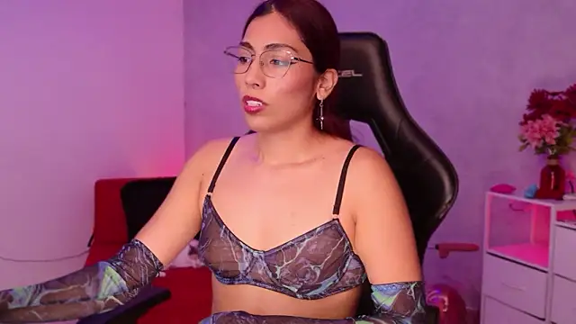 แชท XXX สดของ Kadah_