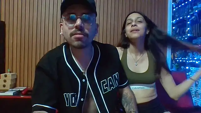 Karamel444's Webcam Show