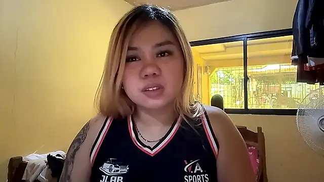 Chat +18 de RamonaElston ao vivo