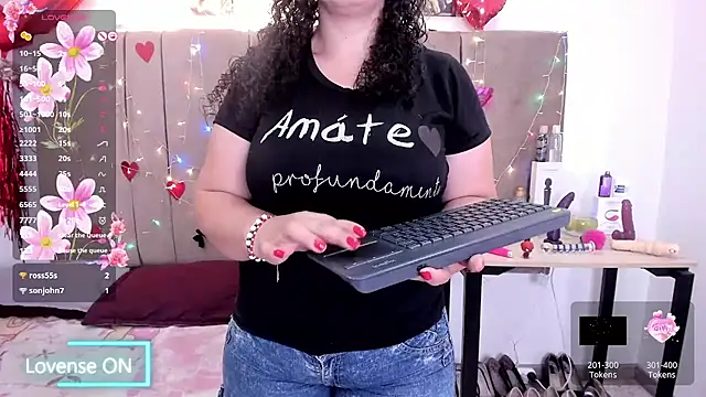 Zaly_mature Chat XXX live