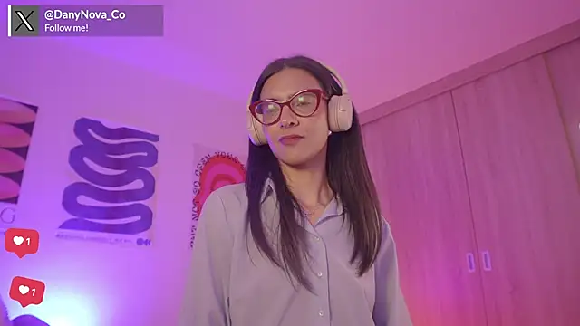DanyNova_Con Live XXX chat
