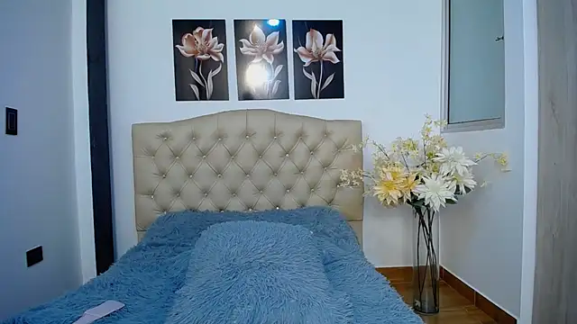 pinky_f00x – Live XXX-chat