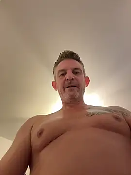 XXX chat uživo modela RefinedRogue69