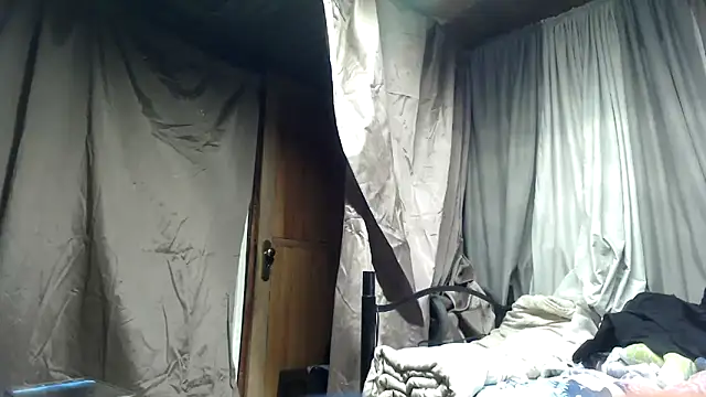 Czat XXX na żywo – Camodick