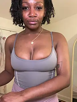 Chatroom XXX en direct de mochamimi