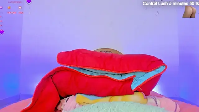 hotbrunett's Live XXX Chat