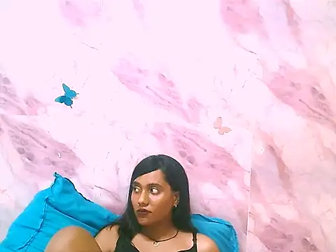 Chat XXX en directo de IndianSkies