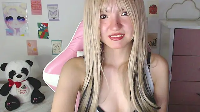Chat XXX en directo de SweetSkyy_