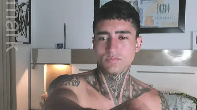 Mark_Kamper: διαδικτυακό σόου στην κάμερα