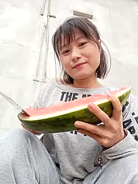 linda_bae00 Chat XXX live